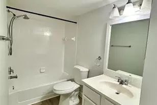 7630 Westwood Dr, Tamarac, FL 33321 - Photo 9