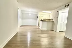 7630 Westwood Dr, Tamarac, FL 33321 - Photo 5