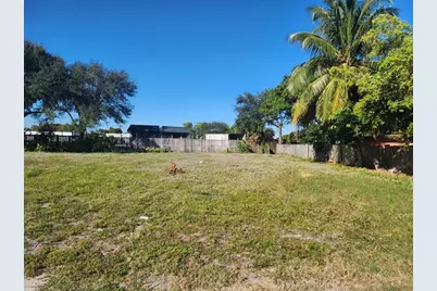1591 NW 19th Ave, Pompano Beach, FL 33069 - Photo 3