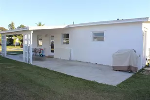 421 SE Solaz Ave, Port Saint Lucie, FL 34983 - Photo 29