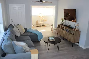 421 SE Solaz Ave, Port Saint Lucie, FL 34983 - Photo 9