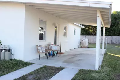421 SE Solaz Ave, Port Saint Lucie, FL 34983 - Photo 25