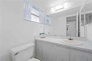 8105 NW 61st St, Tamarac, FL 33321 - Photo 23