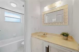 8105 NW 61st St, Tamarac, FL 33321 - Photo 15