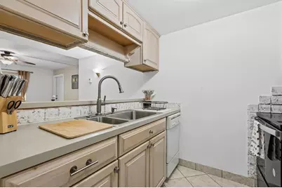 1000 SE 15th St, Unit #103, Fort Lauderdale, FL 33316 - Photo 5