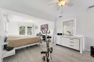 911 NW 7th St, Dania Beach, FL 33004 - Photo 15