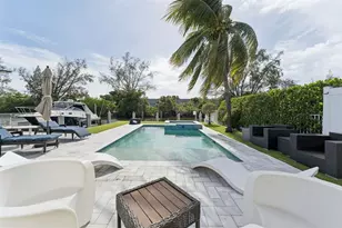 911 NW 7th St, Dania Beach, FL 33004 - Photo 23