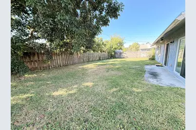 8350 NW 46th St, Lauderhill, FL 33351 - Photo 15