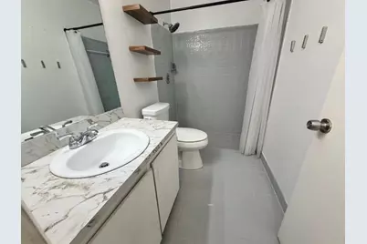 8350 NW 46th St, Lauderhill, FL 33351 - Photo 9