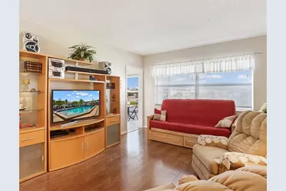 4705 NW 35th St, Unit #611, Lauderdale Lakes, FL 33319 - Photo 15