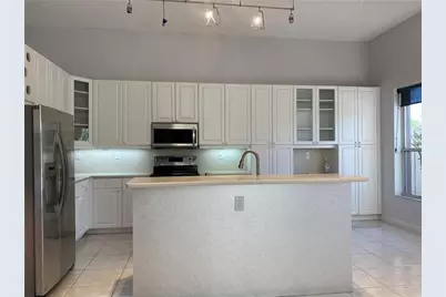 1940  Sweetbay Way, Hollywood, FL 33019 - Photo 5