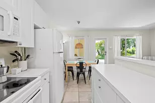 3201 SE 10th St, Pompano Beach, FL 33062 - Photo 11