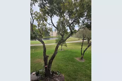 9531  Seagrape Dr, Unit #205, Davie, FL 33324 - Photo 15