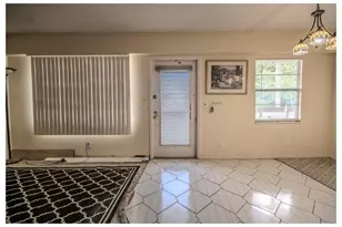 251 Preston F Unit, Boca Raton, FL 33434 - Photo 5