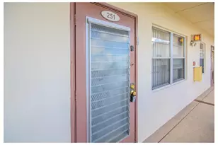 251 Preston F Unit, Boca Raton, FL 33434 - Photo 3