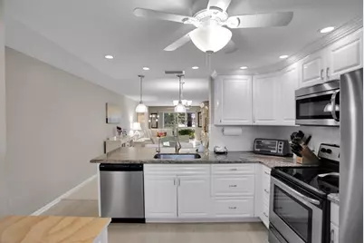 3001  Portofino Isle, Unit #L1, Coconut Creek, FL 33066 - Photo 3