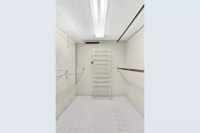 10442 E Clairmont Cir, Unit #204, Tamarac, FL 33321 - Photo 27