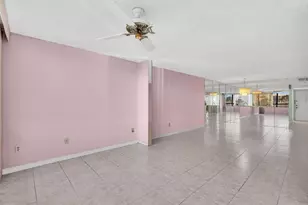 10442 E Clairmont Cir, Tamarac, FL 33321 - Photo 15