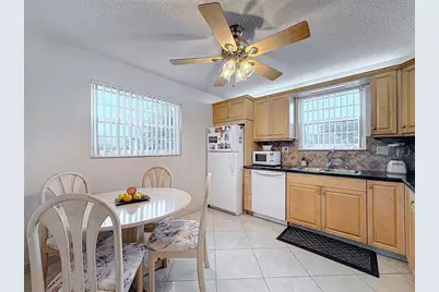 4930 E Sabal Palm Blvd, Unit #301, Tamarac, FL 33319 - Photo 11