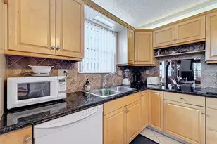 4930 E Sabal Palm Blvd, Tamarac, FL 33319 - Photo 15