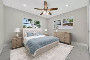 728 NE 7th St, Pompano Beach, FL 33060 - Photo 23