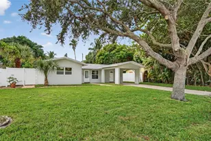 728 NE 7th St, Pompano Beach, FL 33060 - Photo 3