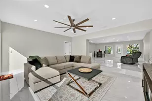 728 NE 7th St, Pompano Beach, FL 33060 - Photo 13