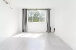 4200 Hillcrest Dr, Hollywood, FL 33021 - Photo 11