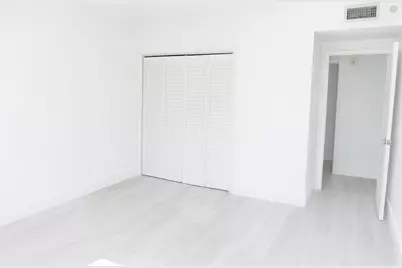 4200  Hillcrest Dr, Unit #201, Hollywood, FL 33021 - Photo 9