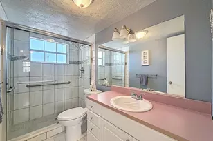 4211 NW 41st St Unit, Lauderdale Lakes, FL 33319 - Photo 29