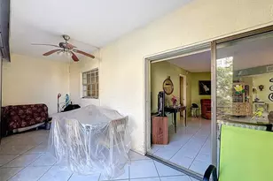 4211 NW 41st St Unit, Lauderdale Lakes, FL 33319 - Photo 43