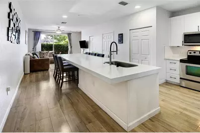 8256  Prestige Commons Dr, Unit #8256, Tamarac, FL 33321 - Photo 7