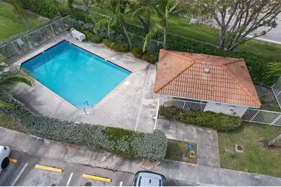 8256  Prestige Commons Dr, Unit #8256, Tamarac, FL 33321 - Photo 33