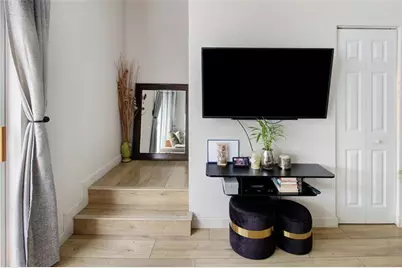 8256  Prestige Commons Dr, Unit #8256, Tamarac, FL 33321 - Photo 17