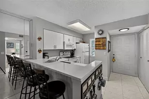 2222 N Cypress Bend Dr Unit, Pompano Beach, FL 33069 - Photo 5