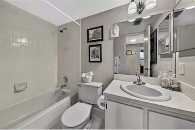 2222 N Cypress Bend Dr, Unit #201, Pompano Beach, FL 33069 - Photo 15