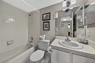 2222 N Cypress Bend Dr Unit, Pompano Beach, FL 33069 - Photo 15