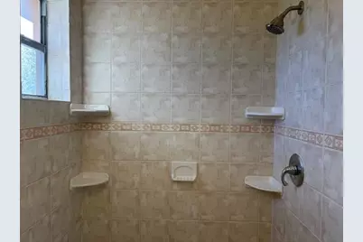 2562 NW 107th Av, Sunrise, FL 33322 - Photo 7