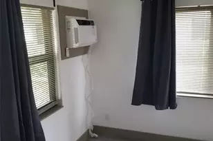 803 NE 8th St, Hallandale Beach, FL 33009 - Photo 13