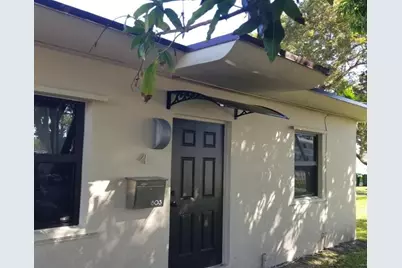 803 NE 8th St, Hallandale Beach, FL 33009 - Photo 7