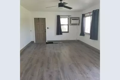 803 NE 8th St, Hallandale Beach, FL 33009 - Photo 19