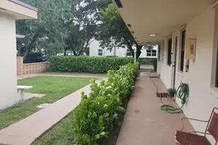 803 NE 8th St, Hallandale Beach, FL 33009 - Photo 5