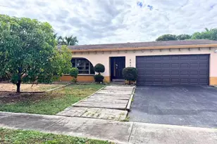 8800 NW 3 St, Pembroke Pines, FL 33024 - Photo 1