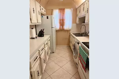 855  North Dr, Unit #A, Delray Beach, FL 33445 - Photo 13