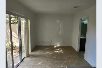 8722 SW 21st Ct, Miramar, FL 33025 - Photo 9