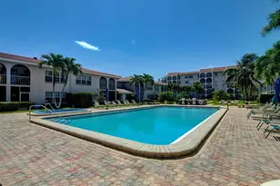 250 NE 20th St, Boca Raton, FL 33431 - Photo 29