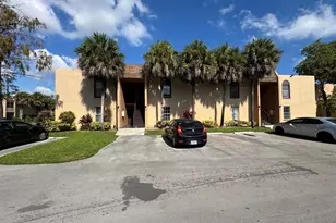 4211 NW 19th St, Lauderhill, FL 33313 - Photo 11