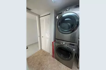 13851  Oneida Dr, Unit #H1, Delray Beach, FL 33446 - Photo 9