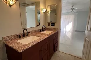 13851 Oneida Dr, Delray Beach, FL 33446 - Photo 17