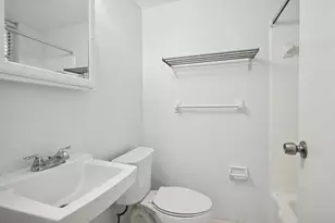 524 Orton Ave, Fort Lauderdale, FL 33304 - Photo 9